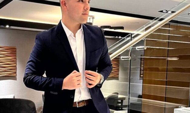 CARLOS LÓPEZ (LOPEZTIPS) El creador Tecnologico más Grande En Tiktok